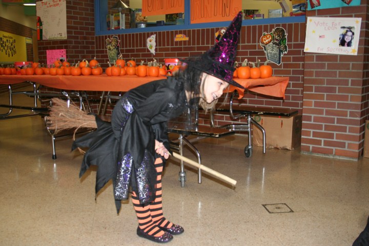 10-27-2012 bowman carnival_0007